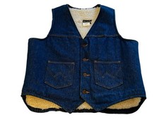 VTG Wrangler Mens L 44" Sherpa Lined Denim Vest Western Trucker Made in USA 70s
