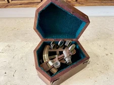 Kelvin and Hughes, London 1918 Brass Sextant in Wooden Box. Reproduction.