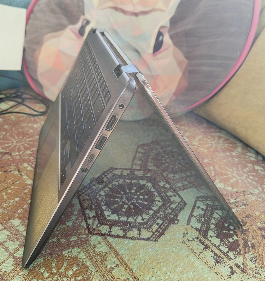 ASUS TP410U I5 génération 7 écran tactile RAM 8Gb SSd 240Gb BATTERIE NEUVE - Photo 2/4