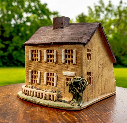 Handmade Clay Pottery House Folk Art Cottage Miniature Signed Feet Of Clay