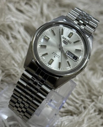 Vintage Seiko 5 Automatic Silver Dial 6119-8083 Wrist Watch For Men Japan