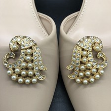 Vtg Shoe Clips Gold Tone With Faux Pearls Clear Rhinestones Paisley Cornucopia
