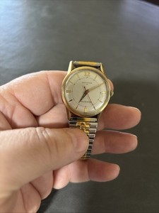 VINTAGE Waltham 25 Self Winding 10k Gold Filled Bezel/Red Second Hand READ DES