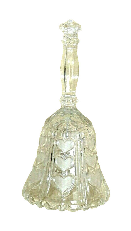The European Collection Etched Hearts 24% Leaded Crystal Bell Made in W Germany 