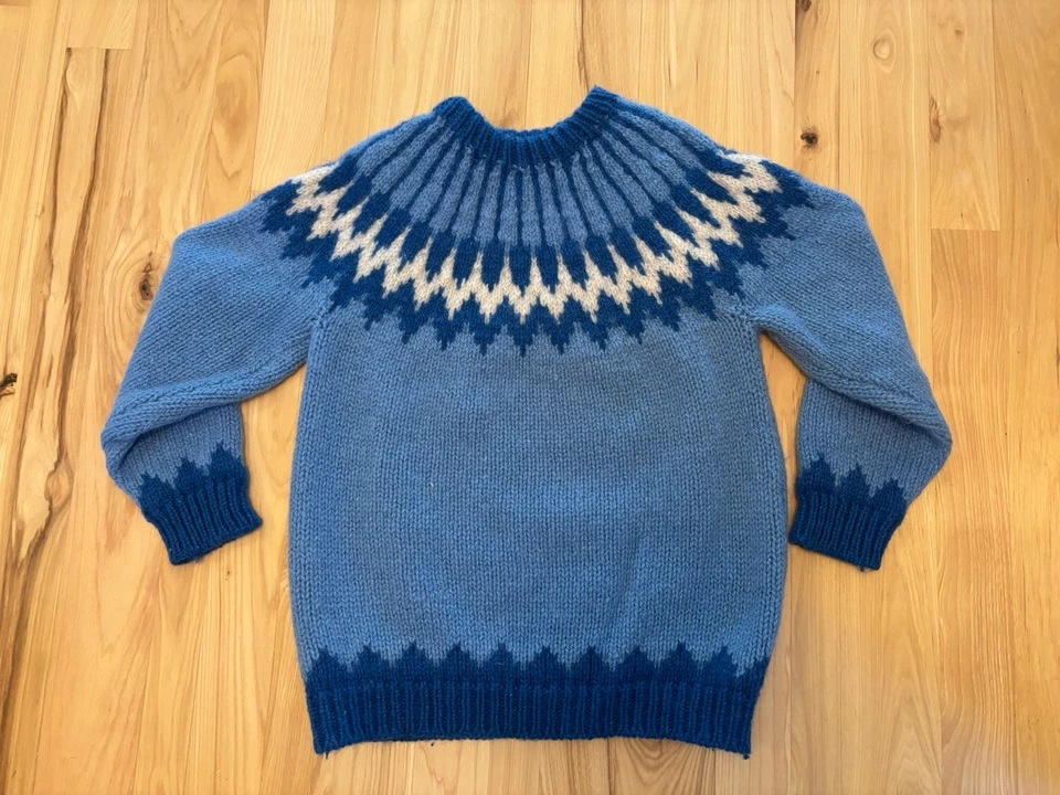 Suéter De Colección Hecho a Mano Tejido Fair Isle Talla L Azul y Blanco Esquí Pesado**Leer Foto 3 de 4