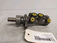 Maître-cylindre de frein Volkswagen GOLF
