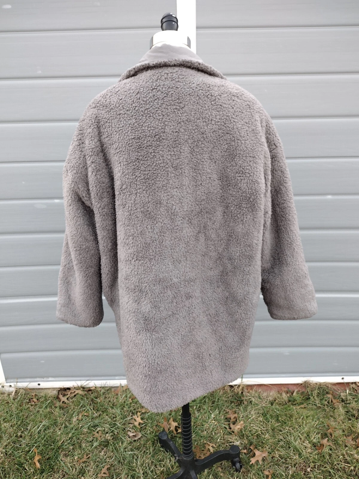 vuori cozy sherpa reversible jacket
