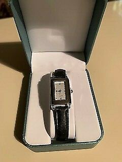 Womens Watches Quartz 2 Different colors - Picture 2 of 2
