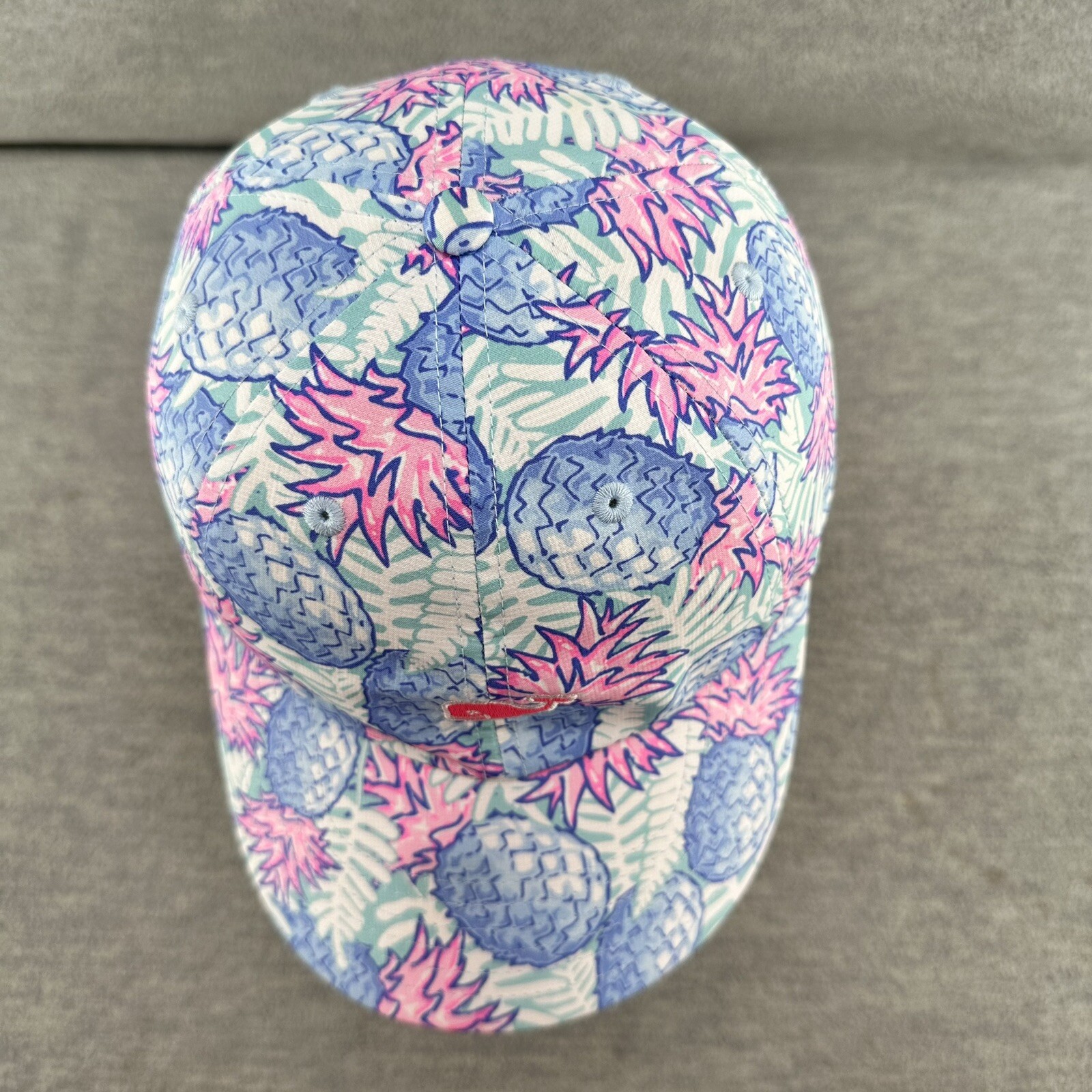 VINEYARD VINES - Pineapples Pattern Adjustable Ba… - image 2