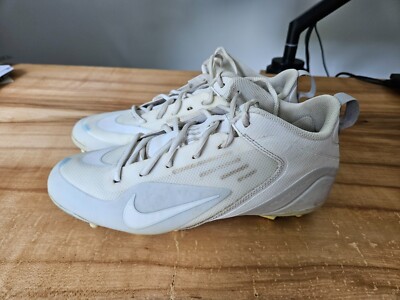 Nike huarache 8 lacrosse cleats - Used size 7.5