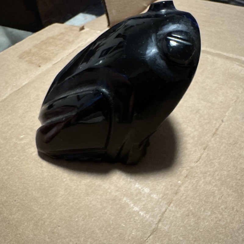 Vintage Carved Obsidian Stone Frog Figurine Black Toad Art Carving Sculpture 