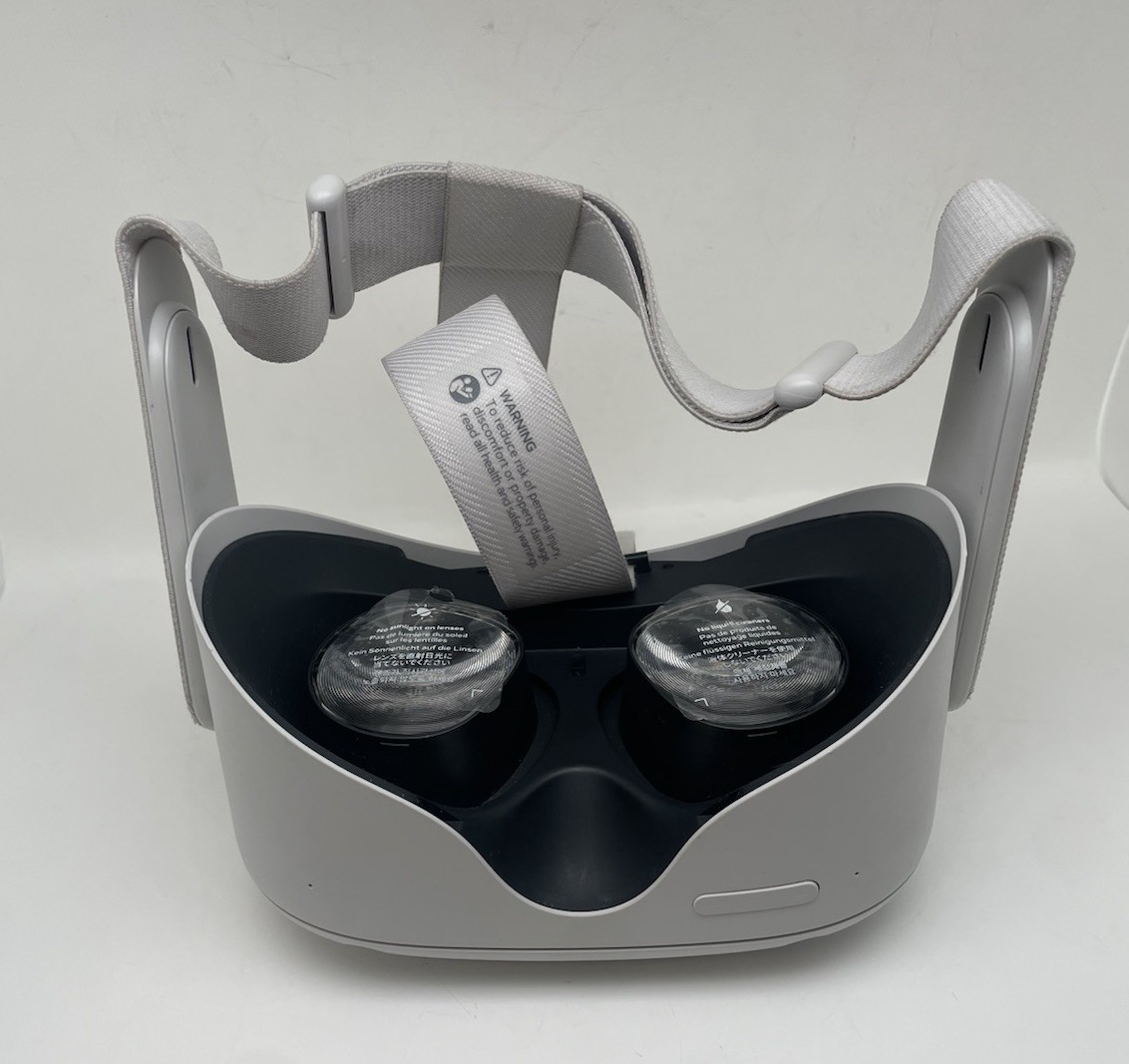 Meta Quest 2 128GB Standalone All-in-One VR Headset KW49CM TESTED