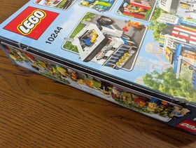 LEGO Creator Expert ~ 10244 Fairground Mixer ~ New Sealed