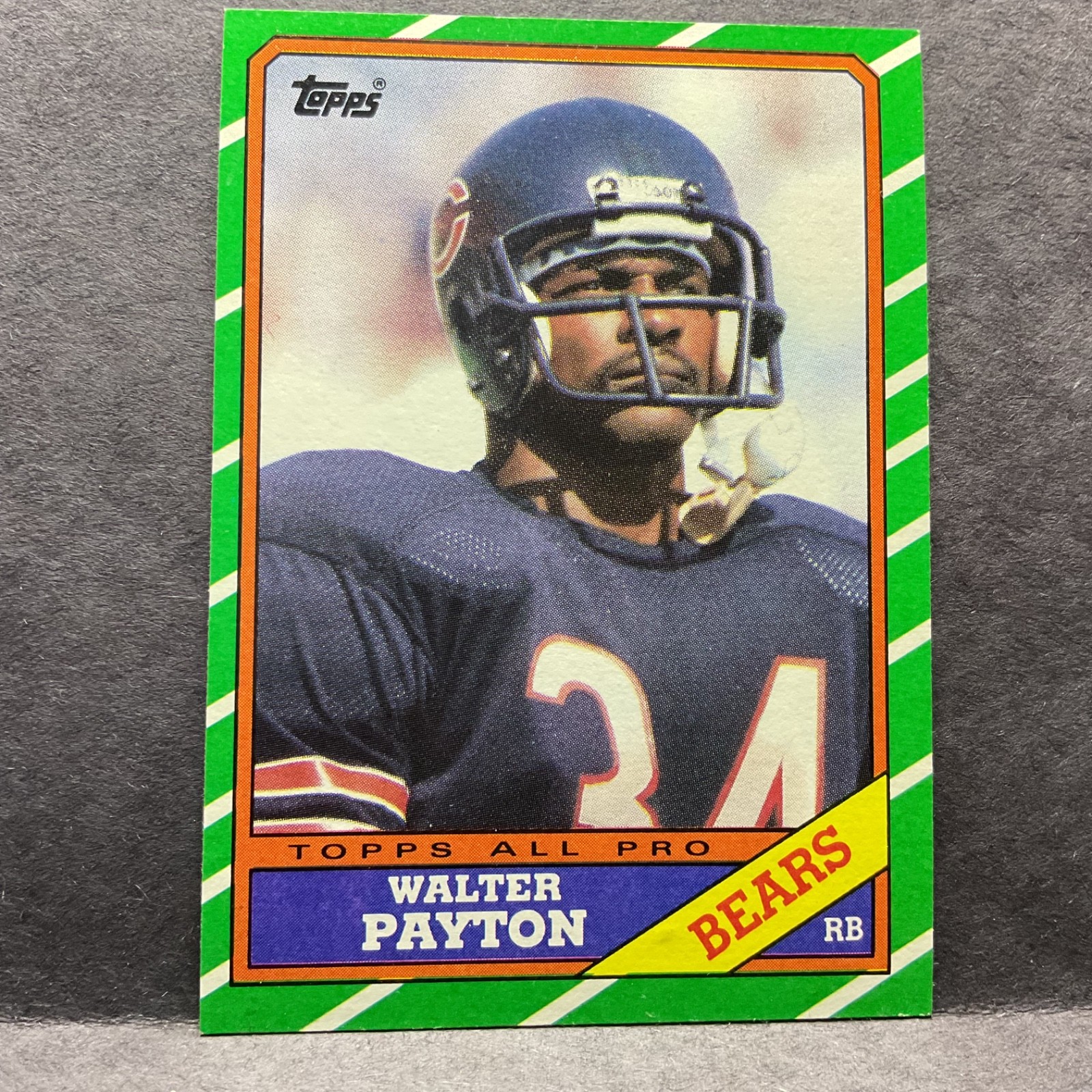 1986 Topps #11 Walter Payton RC Chicago Bears