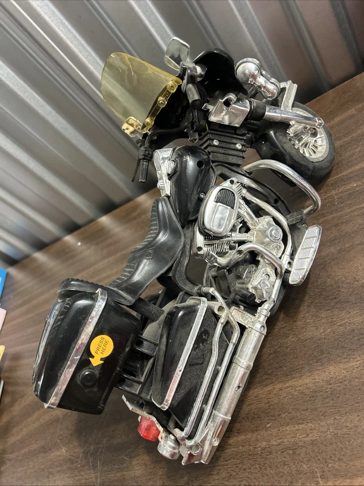 Vintage MOTORCYCLE Toy State 1993 Preto e Cromado - Imagem 3 de 4