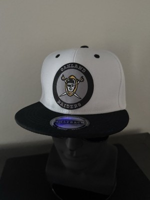 RETRO ORIGINAL OAKLAND RAIDERS AFL Era Raider Logo Black White Snapback Hat NEW