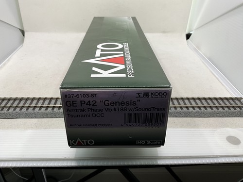 Kato HO GE P42 Amtrak Phase Vb Loco Soundtraxx Tsunami Sound/DCC #188#37-6103-ST - Picture 9 of 9