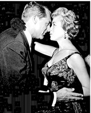 8x10 BLACK & WHITE PHOTO of CARY GRANT & JANET LEIGH at the 1959 GOLDEN GLOBES