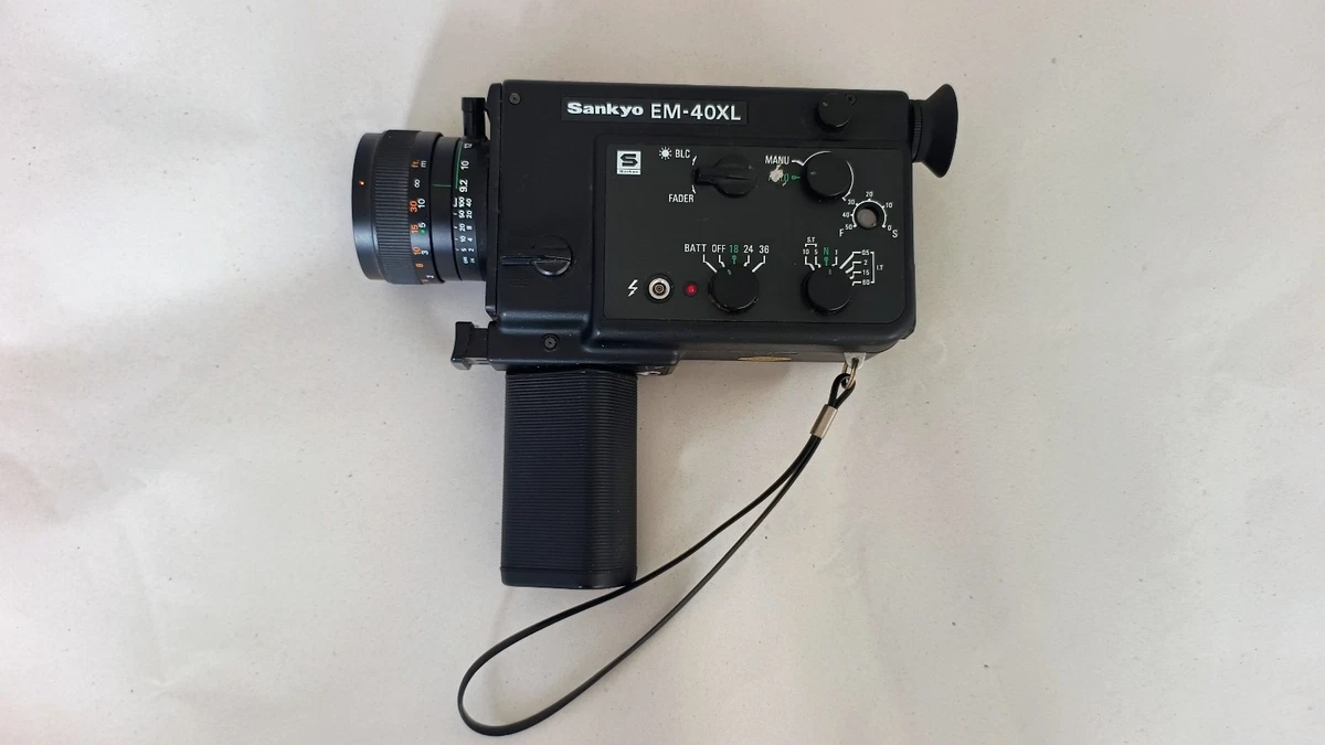 はる！レトロ！Sankyo EM-30 8ミリカメラ コダクローム Preços baixos em Sankyo Super 8 Filmadoras antigas | eBay