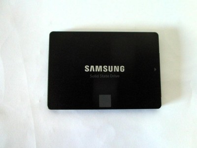 Samsung 870 EVO V-NAND SSD MZ-77E500 500GB SATA 2.5'' MZ7L3500HBLU