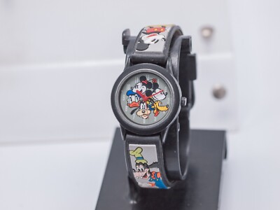 00s vtg - Disney Time Works Mickey, Goofy, Donald Characters Quartz 28mm Watch
