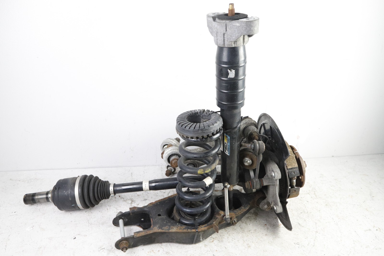 14-17 Maserati Ghibli REAR RIGHT Spindle Knuckle Hub Drive Shaft Assembly 60K
