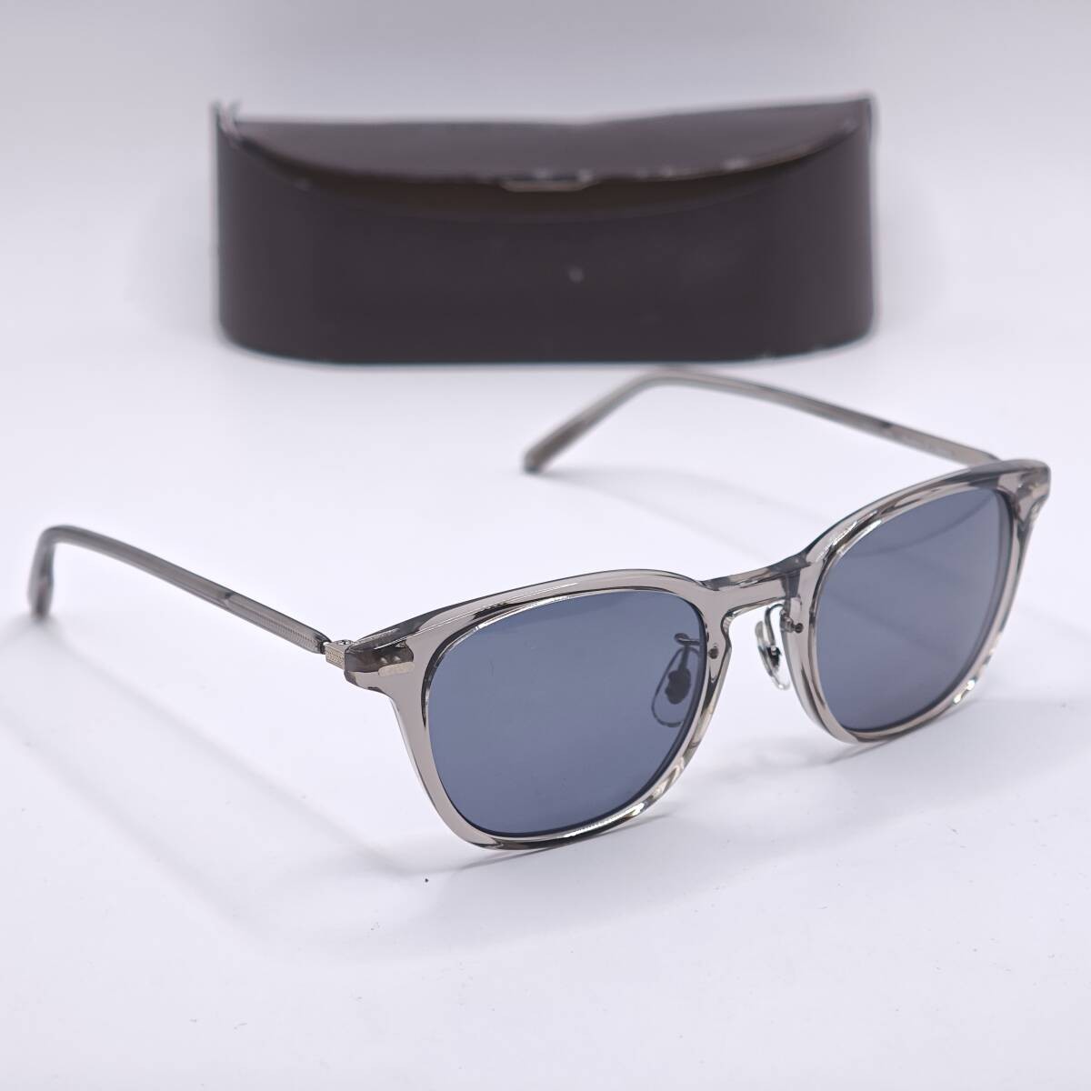 OLIVER PEOPLES Heaton-J DM2 サングラス OLIVER PEOPLES Heaton-J DM2
