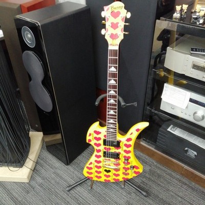 BURNY MG-145S Yellow Heart E-Gitarre mit Sustainer, Japan