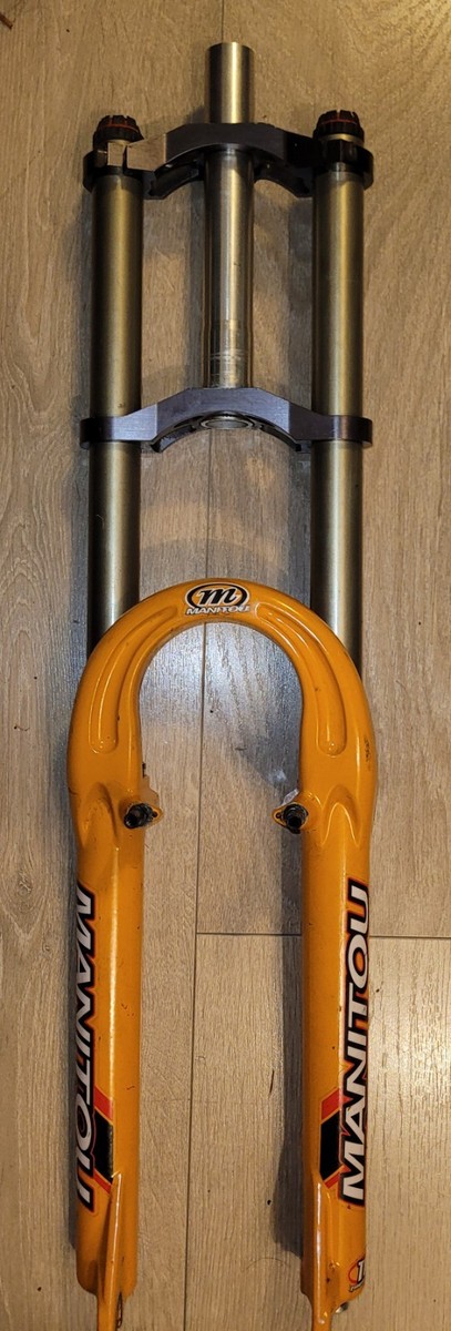 VINTAGE MANITOU X-VERT T DUAL CROWN FORK 26
