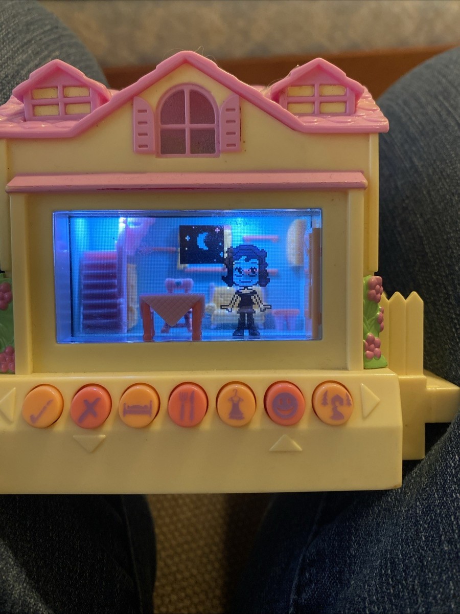 Vintage Mattel Pixel Chix yellow house 2000s interactive game