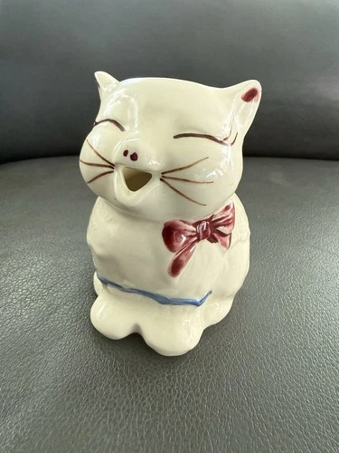 VNTG  Original “Puss In Boats” Ceramic Creamer/Pitcher; Shawnee Pottery Co. USA