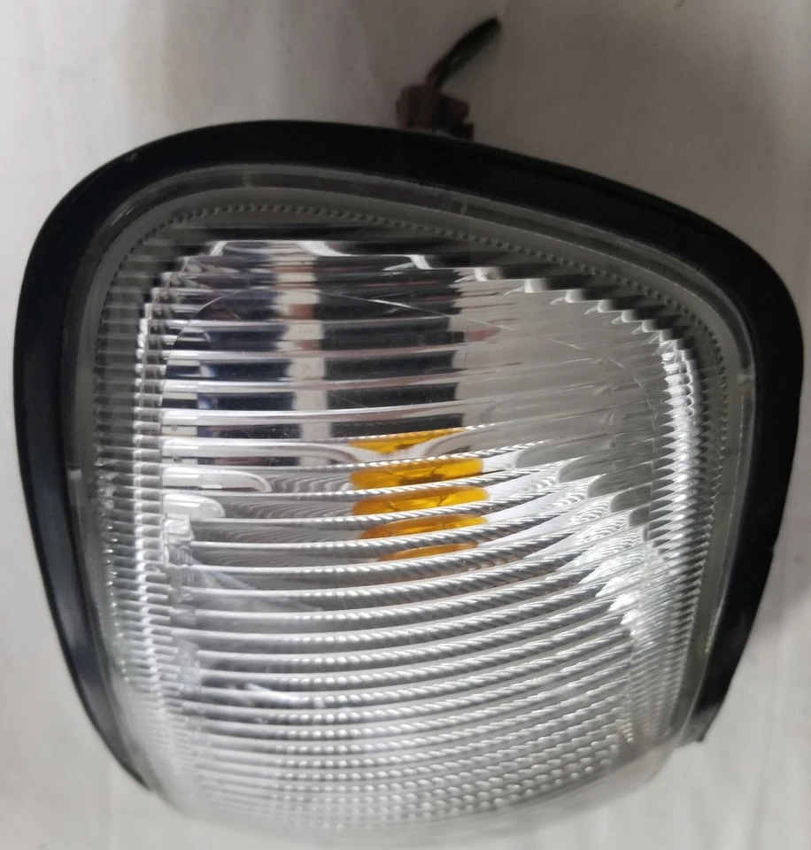 Nissan 1354239 Sentra 1991-1992 conjunto de señal de giro derecha 210-63349 OEM envío a Japón Foto 3 de 4