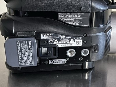 H*O様 Sony Handycam HDR-HC3 SONY HDR-HC3 High Definition Camcorder 10X Optical Zoom 80X