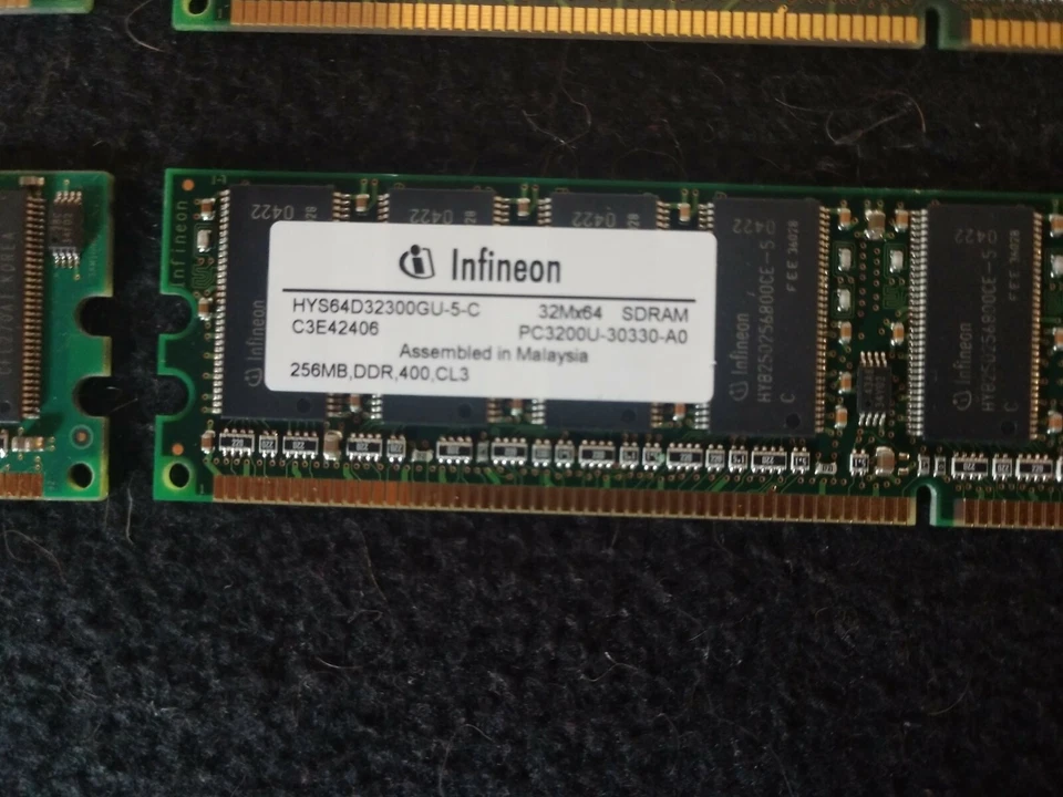 Lot of 4pcs 1GB (4x256MB) DDR memory - Image 2 of 4