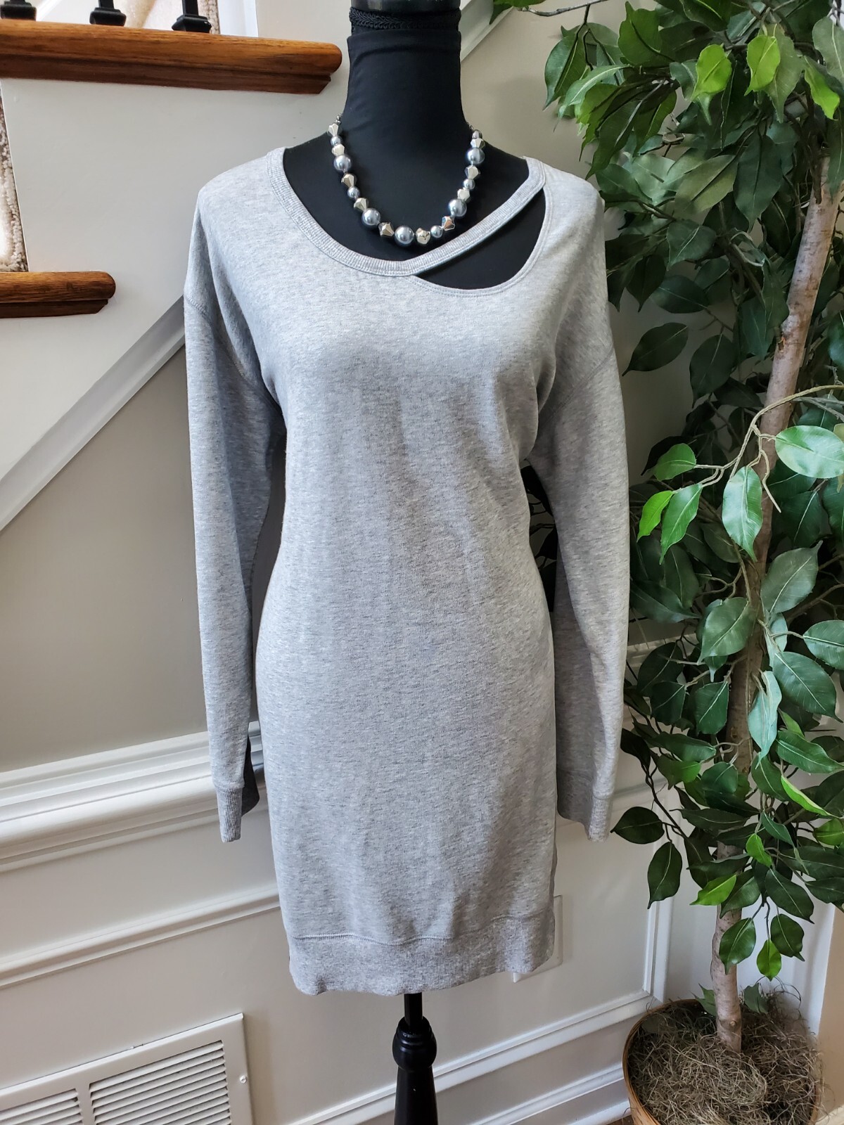 Xersion Women Solid Gray Polyester Cold Shoulder … - image 1