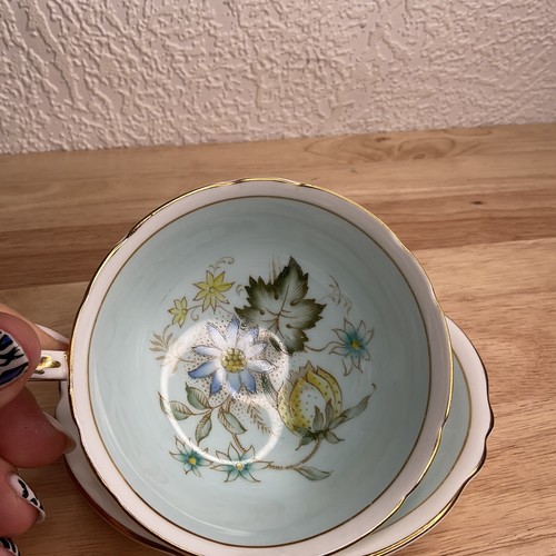Paragon Tea Cup & Saucer Mint green Dogwood Gold Trim Double Warrant Vintage - Picture 6 of 13