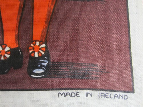 Vintage Linen LONDON BEEFEATER PARADE SOUVENIR TEA TOWEL New Old Stock - Picture 6 of 8