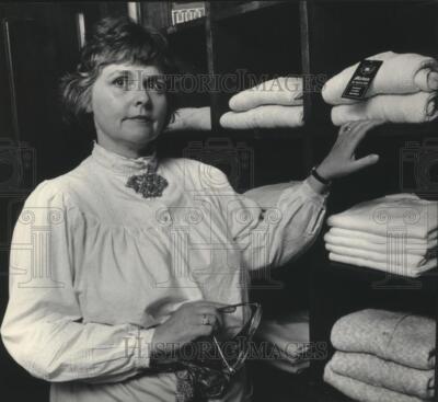 1986 Press Photo Mary Griswold of Worker Rights Institute Milwaukee ...