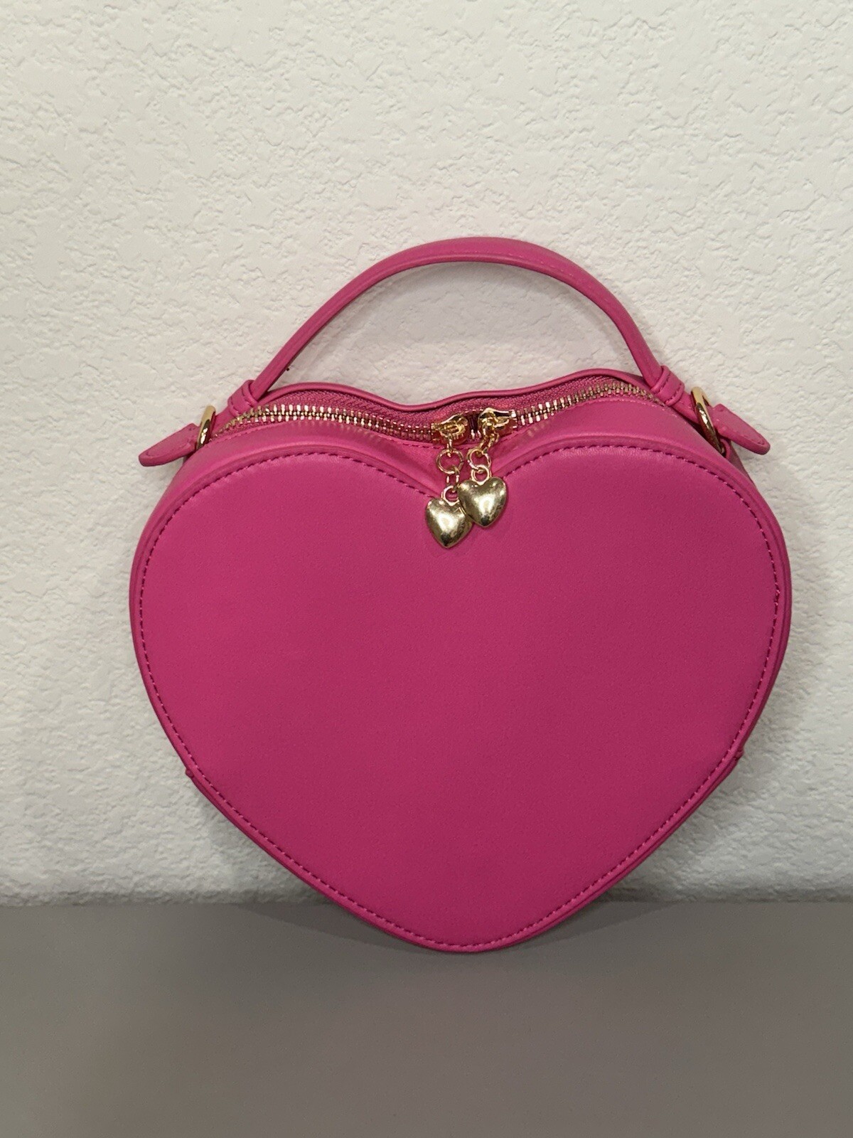 Lola Mae Heart Shaped Purse Handbag Valentine  Pink Love Cute
