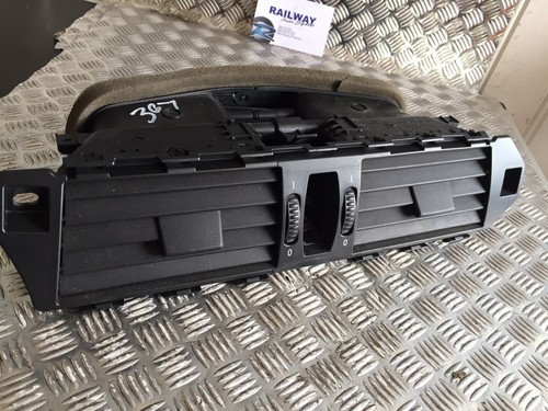 BMW 5er E60 E61 Frischluftgitter Mitte Mitte Armaturenbrett Lüftung 6910734 7009275... - Bild 4 von 6