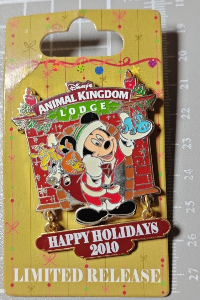 WDW ANIMAL KINGDOM LODGE Christmas 2010 ~BRAND NEW ON CARD LIMITED RELEASE