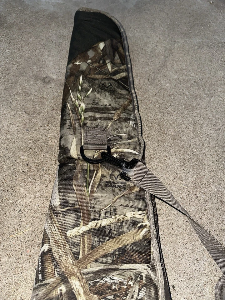 Estuche para pistola de vuelo Cabela’s Northern 52 pulgadas camuflaje Foto 4 de 4