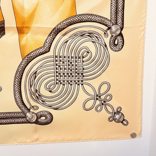 Sciarpa Hermes seta 100% Carre 90 Brandebourgs arancione ottime condizioni or... - Foto 15 di 20