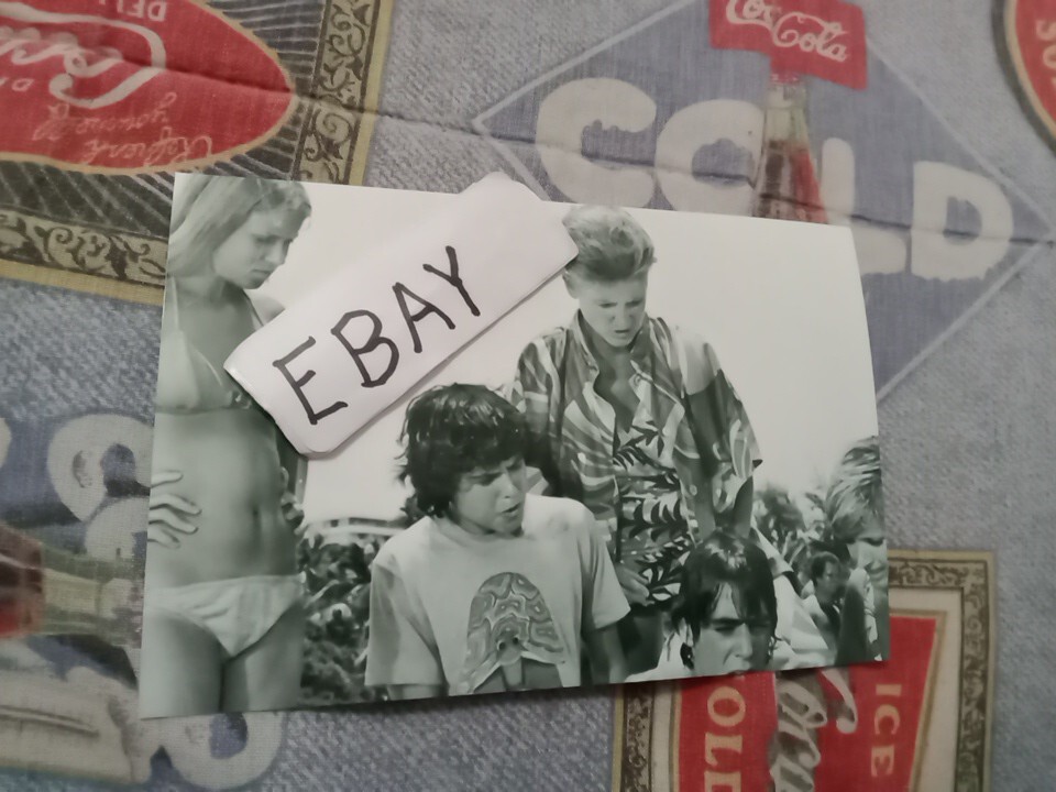 EVE PLUMB BEAUTIFUL GORGEOUS, IN BIKINI & FAMILY, GLOSSY B&W 4X6 PHOTO