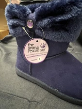 The Animal Rescue Store The Greater Good Booties SZ 9 Polyester Blueberry Color