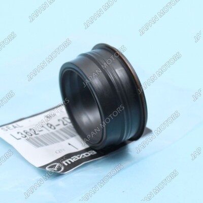 New Genuine OEM Mazda CX-7 Engine Cylinder Head Cover Gasket Seal