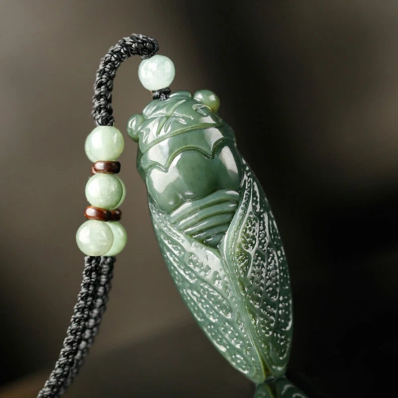 Jade on sale cicada pendant
