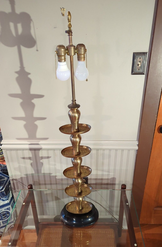 Vintage Asian Etched Engraved Heavy Brass Dual Socket Lamp - Picture 3 of 13
