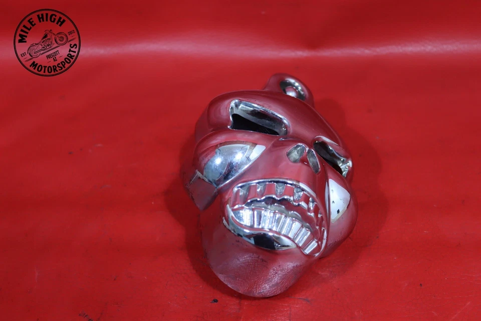 2015 HARLEY-DAVIDSON HERITAGE SOFTAIL CLASSIC FLSTC SKULL HORN COVER W/ MOUNT - Image 2 of 4