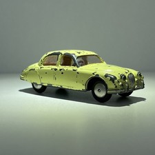  CORGI TOYS JAGUAR 2,4Ltr gelb in gutem gebra...